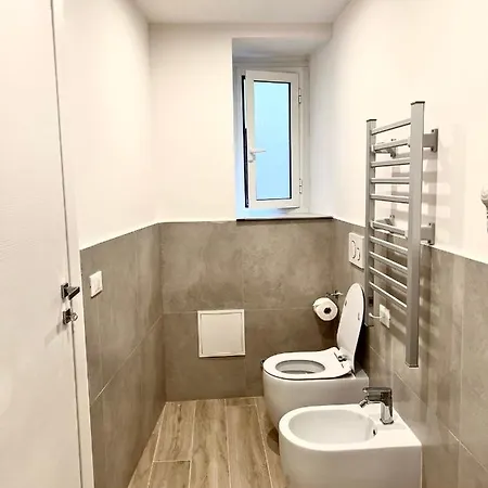 Relais Vaticano - Metro Station Ottaviano