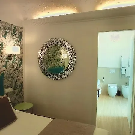 Relais Vaticano - Metro Station Ottaviano *