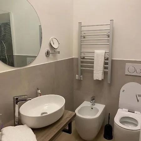 Relais Vaticano - Metro Station Ottaviano ローマ