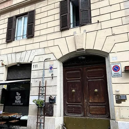 Hotel Relais Vaticano - Metro Station Ottaviano