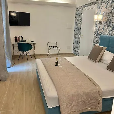 Hotel Relais Vaticano - Metro Station Ottaviano