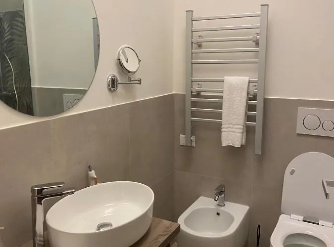Relais Vaticano - Metro Station Ottaviano רומא